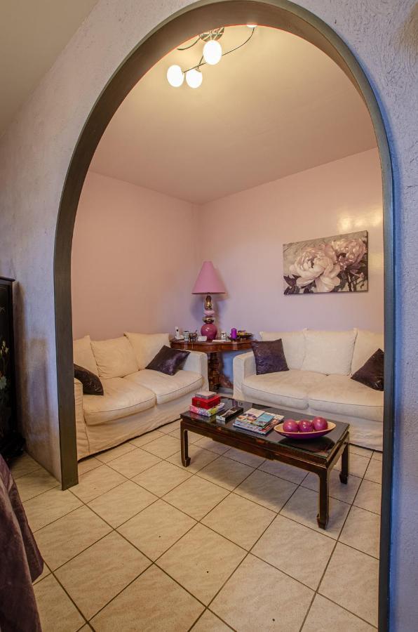 La Chambre D'Amis La Costignieres Montgueux ภายนอก รูปภาพ