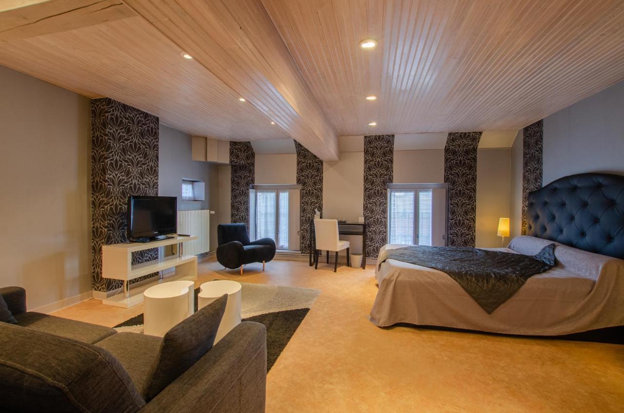 La Chambre D'Amis La Costignieres Montgueux ภายนอก รูปภาพ