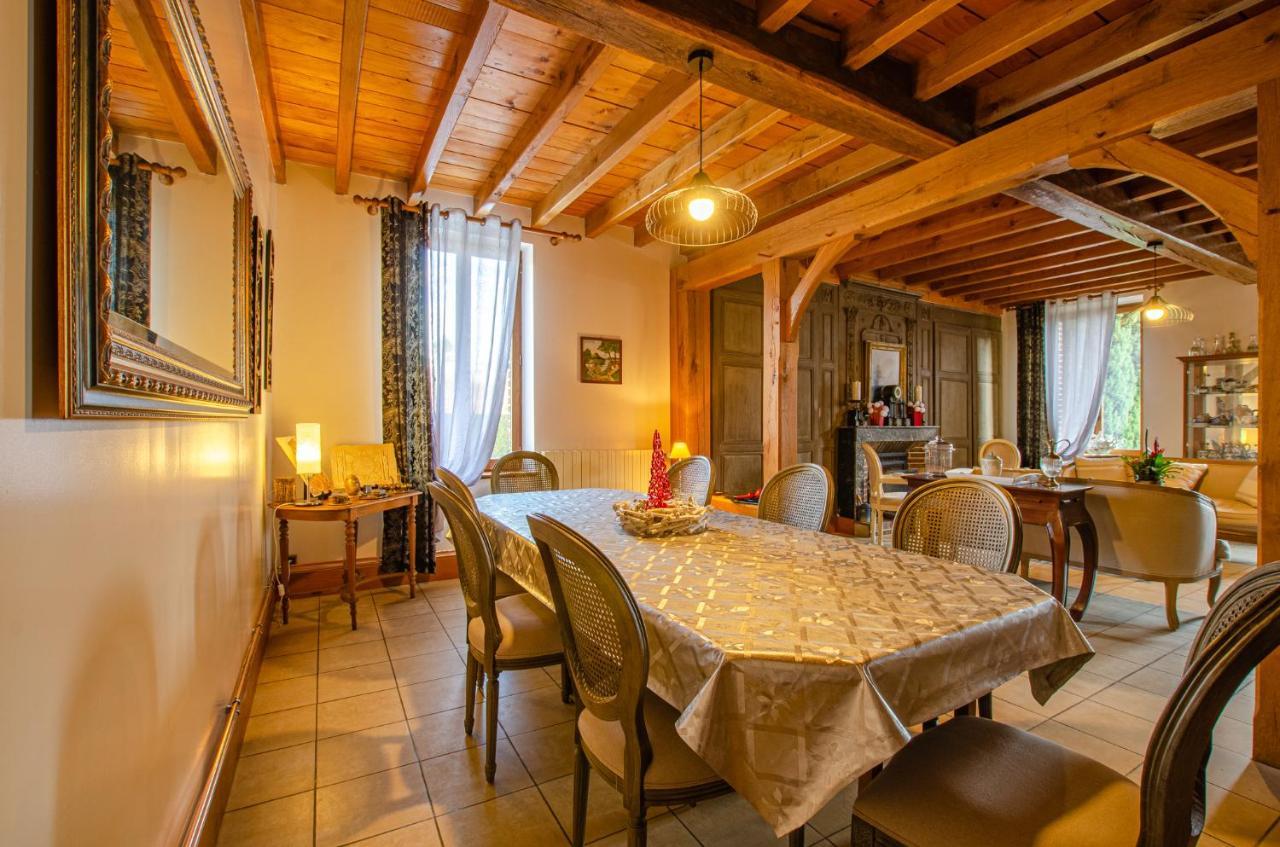 La Chambre D'Amis La Costignieres Montgueux ภายนอก รูปภาพ