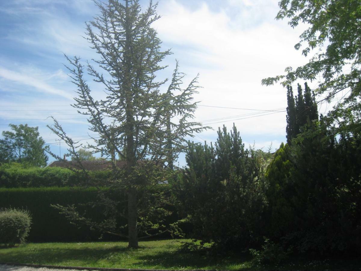 La Chambre D'Amis La Costignieres Montgueux ภายนอก รูปภาพ